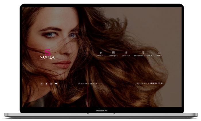 Site da ColegasDev em um MacBook